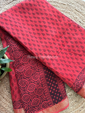 Maheshwari Bagh Print Small Border Saree