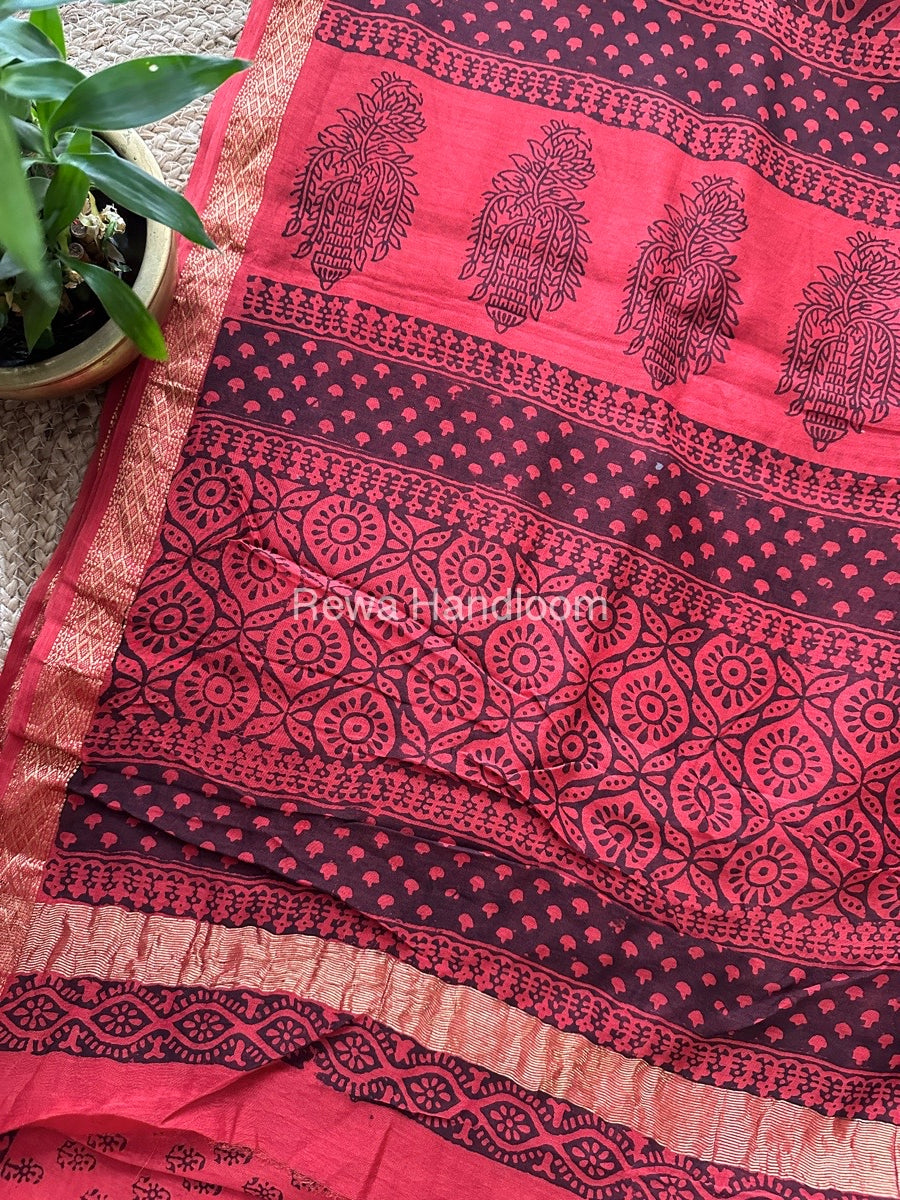 Maheshwari Red Bagh Print Small Border Saree MTBS06