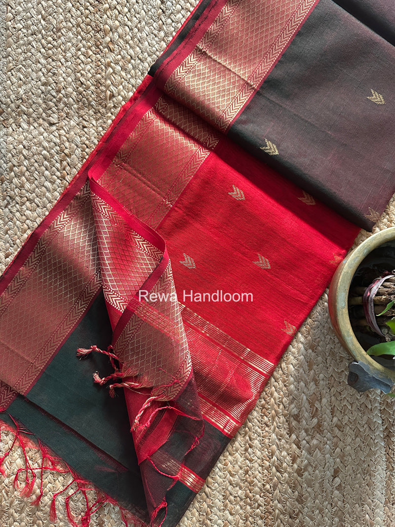 V Butti ~ Maheshwari Saree