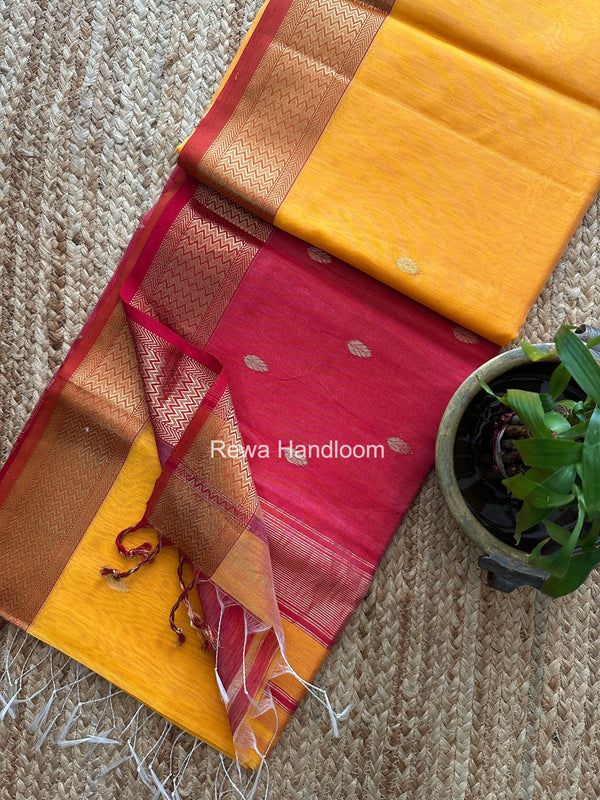 Maheshwari Flower Butti Saree
