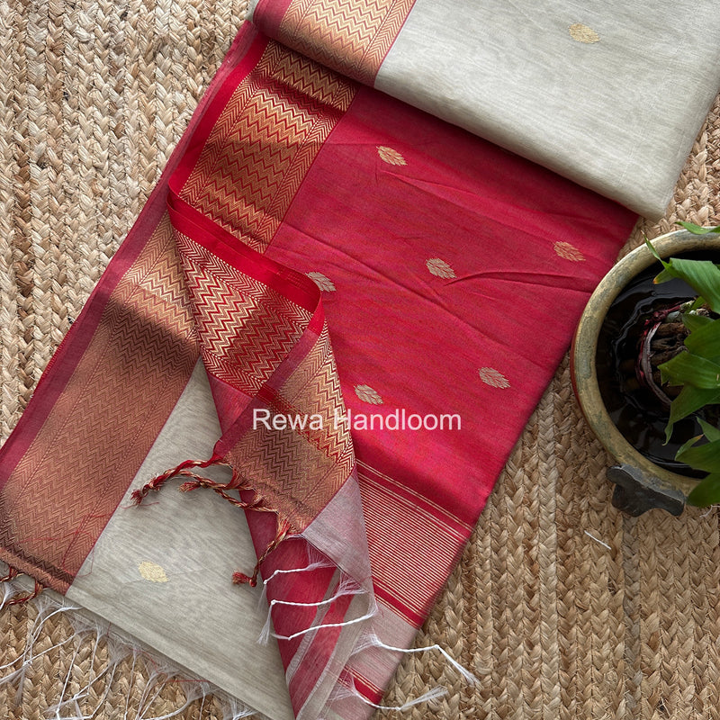 Maheshwari Flower Butti Saree