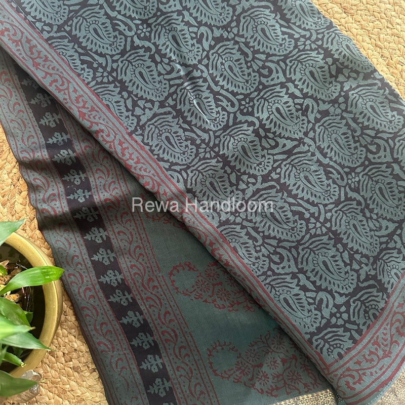 Maheshwari Bagh Print Small Border Saree
