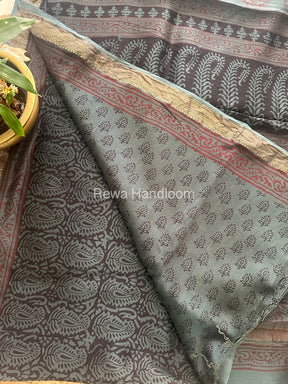 Maheshwari Rama Green Bagh Print Small Border Saree MTBS032