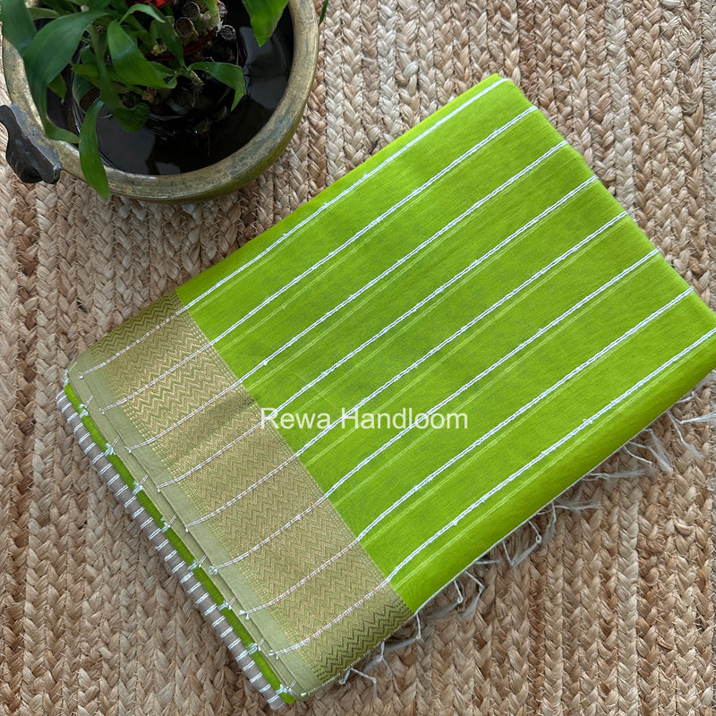 Maheshwari Parrot Green Gichha Thread Lining Saree GTLS066