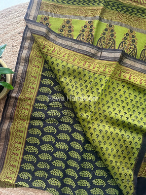 Maheshwari Black Bagh Print Small Border Saree MTBS033