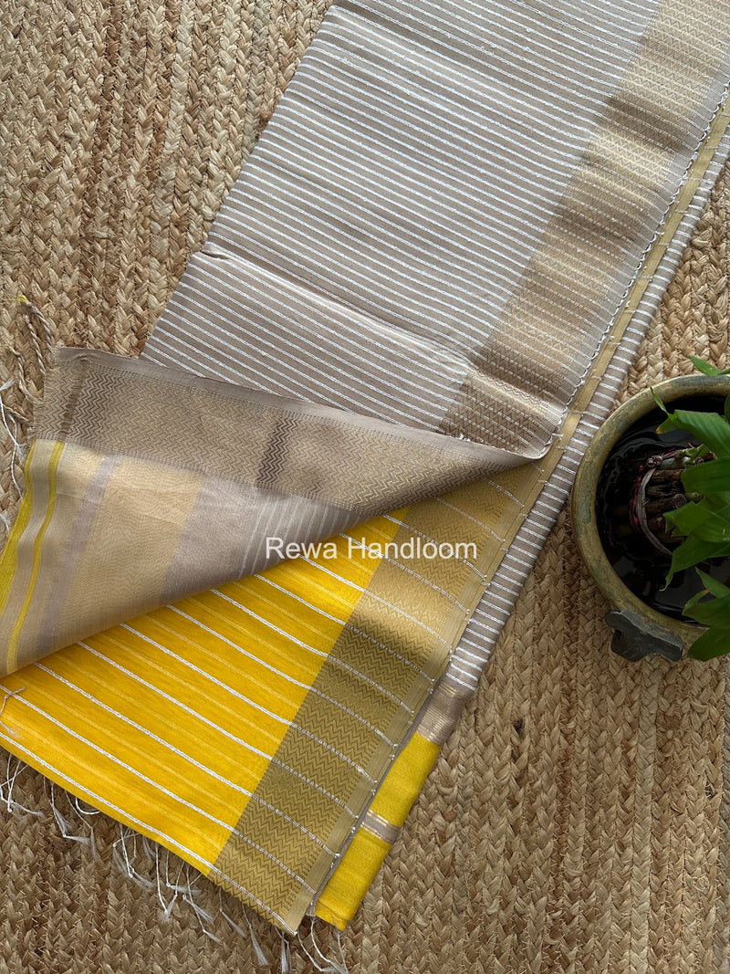 Maheshwari Golden Yellow Gichha Thread Lining Saree GTLS069