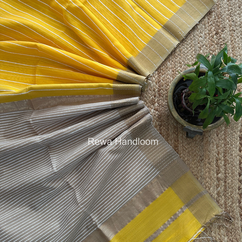 Maheshwari Golden Yellow Gichha Thread Lining Saree GTLS069