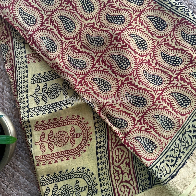 Maheshwari Bagh Print Small Border Saree
