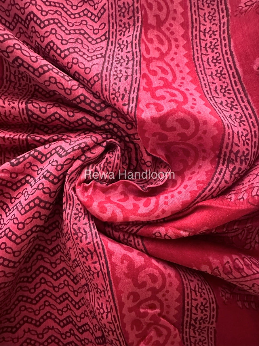 Maheshwari Dark Fuchsia Bagh Print Small Border Saree MTBS041