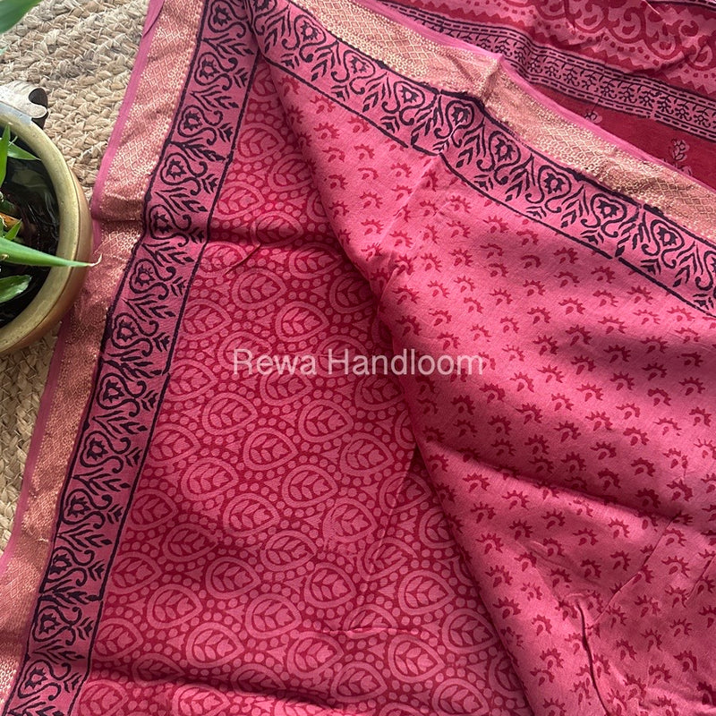 Maheshwari Fuchsia Red Bagh Print Small Border Saree MTBS040