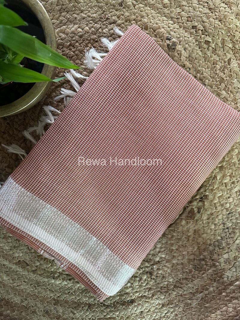 Maheshwari Gerua Self Checks Saree CB012