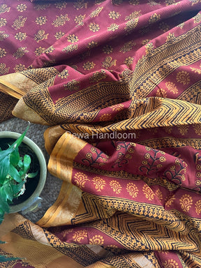 Maheshwari Rust Bagh Print Small Border Saree MTBS015