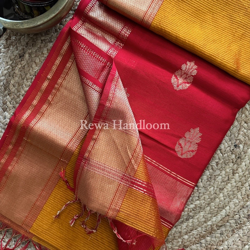Maheshwari Butta Pallu Silk Saree