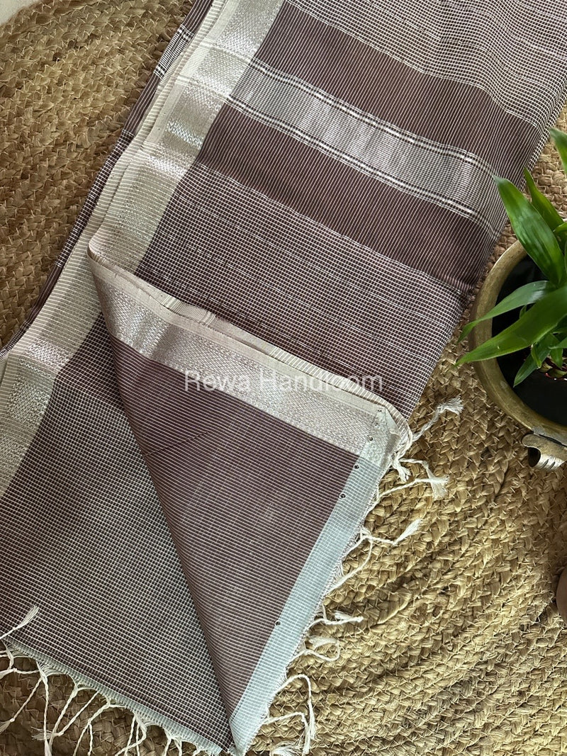 Maheshwari Brown Self Checks Saree CB015