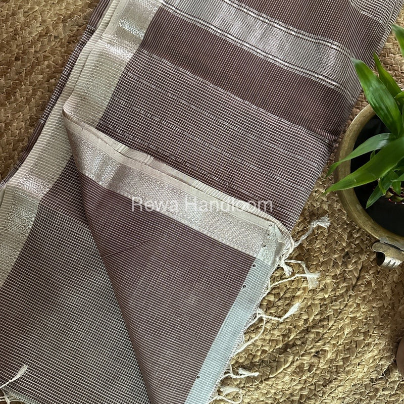 Maheshwari Brown Self Checks Saree CB015