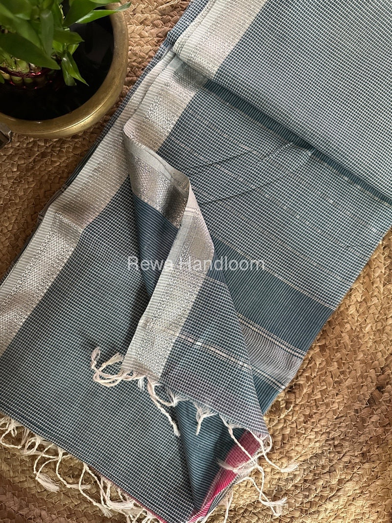 Maheshwari Self Checks Saree