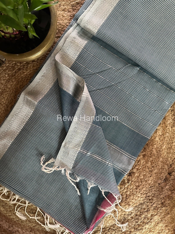 Maheshwari Self Checks Saree