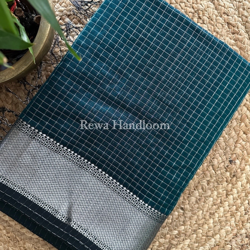 Maheshwari Rama Green Silver Zari Checks Silk Saree SZ045