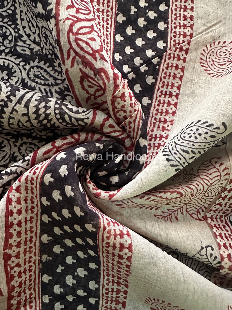 Maheshwari White Black Bagh Print Small Border Saree MTBS018
