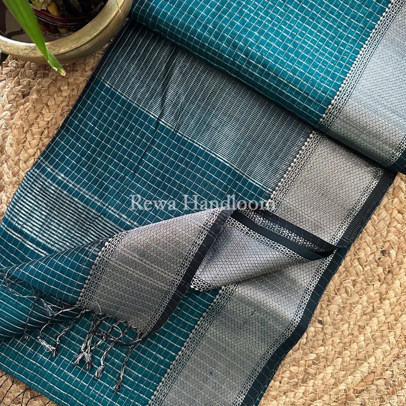 Maheshwari Silver Zari Checks Silk Saree