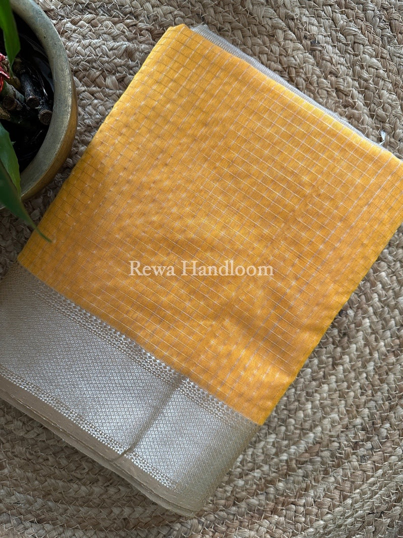 Maheshwari Yellow Silver Zari Checks Silk Saree SZ047