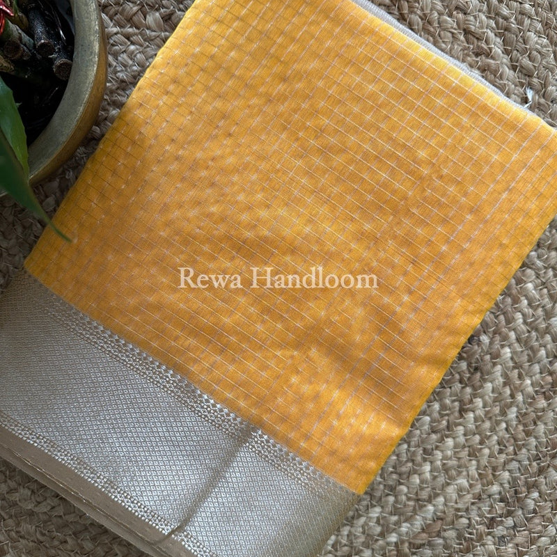 Maheshwari Yellow Silver Zari Checks Silk Saree SZ047
