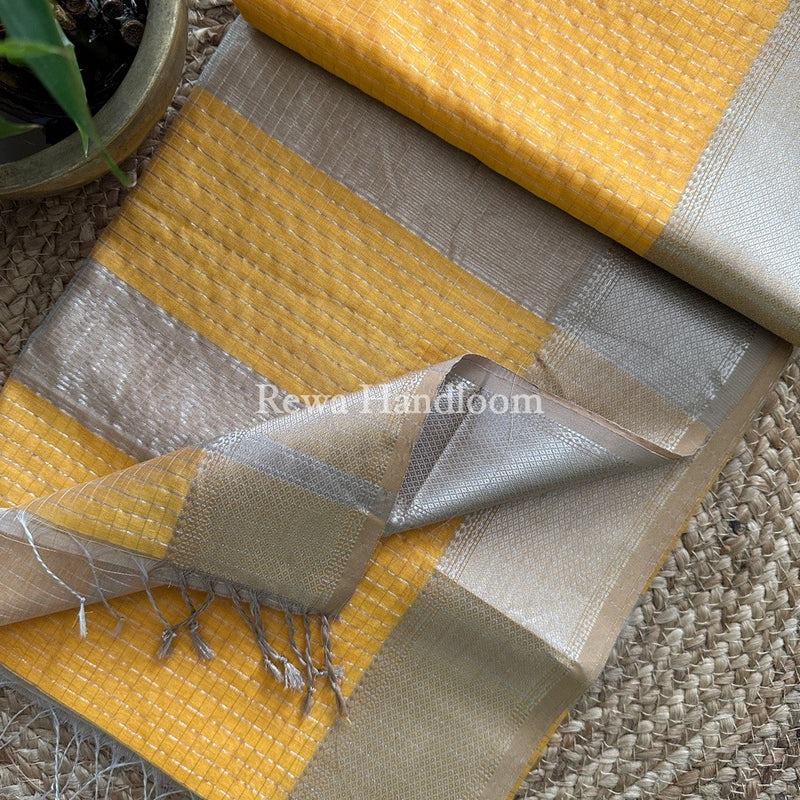 Maheshwari Silver Zari Checks Silk Saree