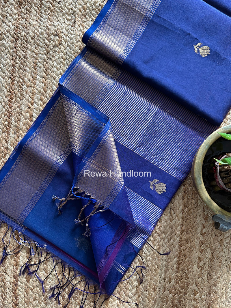 Maheshwari Lotus Shaded Butta Saree