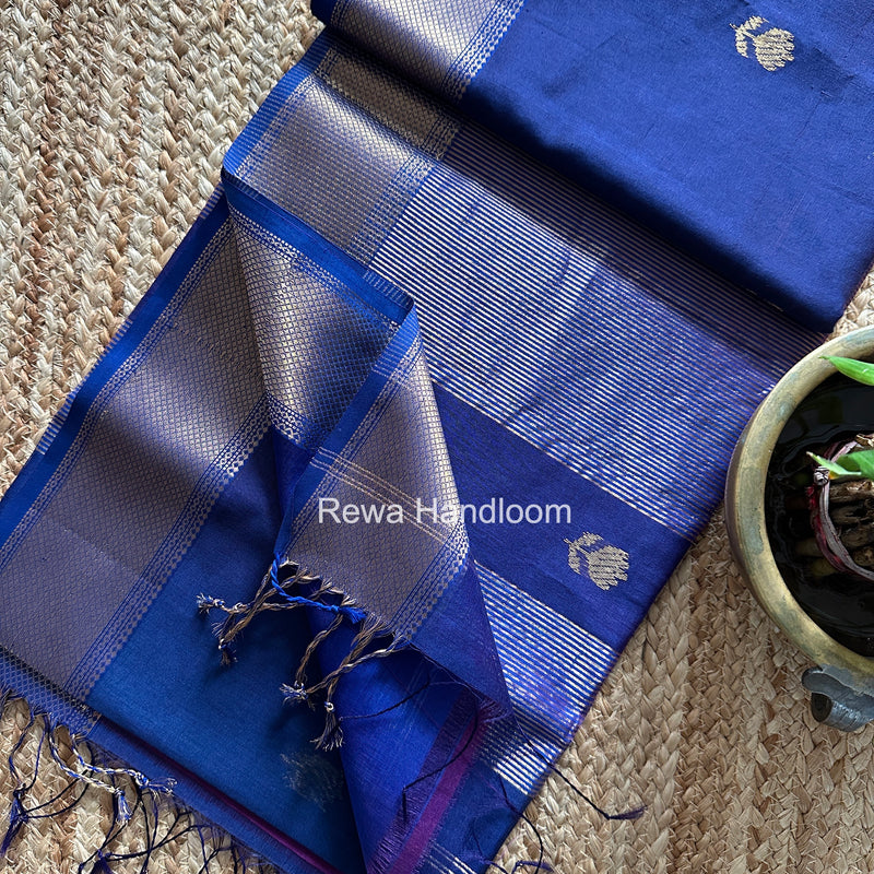 Maheshwari Lotus Shaded Butta Saree