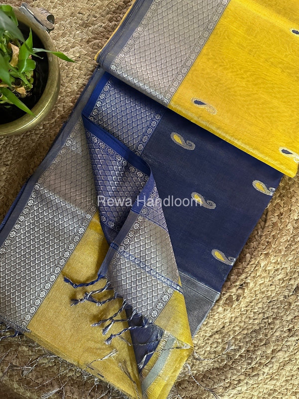 Maheshwari Silver Tissue Meena Butti Saree