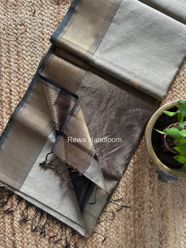 Maheshwari Lotus Butta Saree