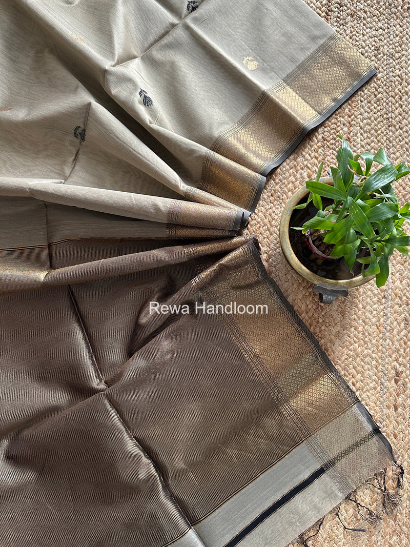Maheshwari Beige Lotus Butta Saree LLBS042