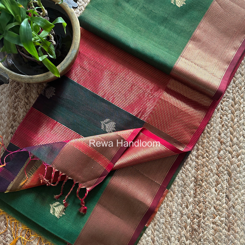 Maheshwari Lotus Shaded Butta Saree