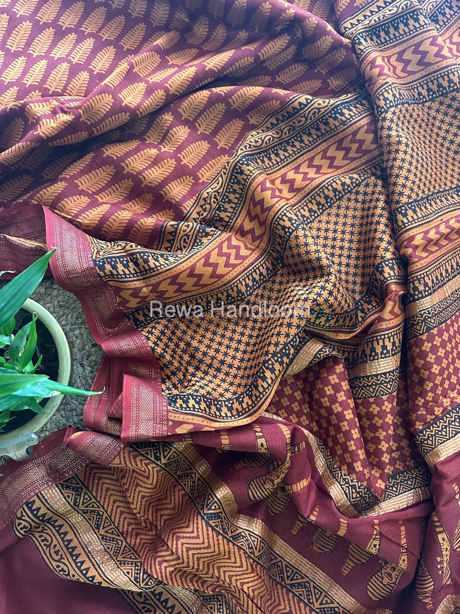 Maheshwari Dark Rust Bagh Print Small Border Saree MTBS027