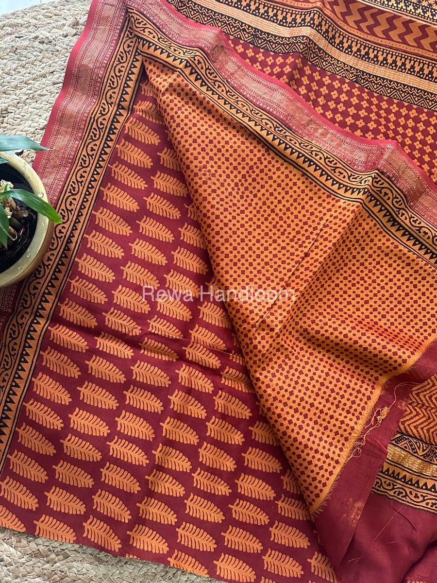 Maheshwari Dark Rust Bagh Print Small Border Saree MTBS027