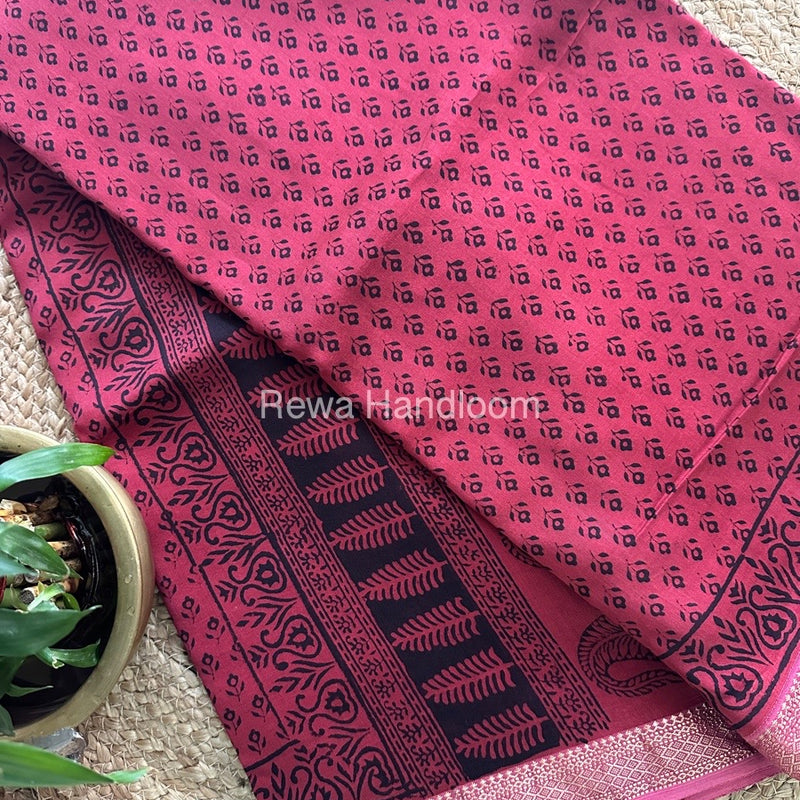 Maheshwari Bagh Print Small Border Saree