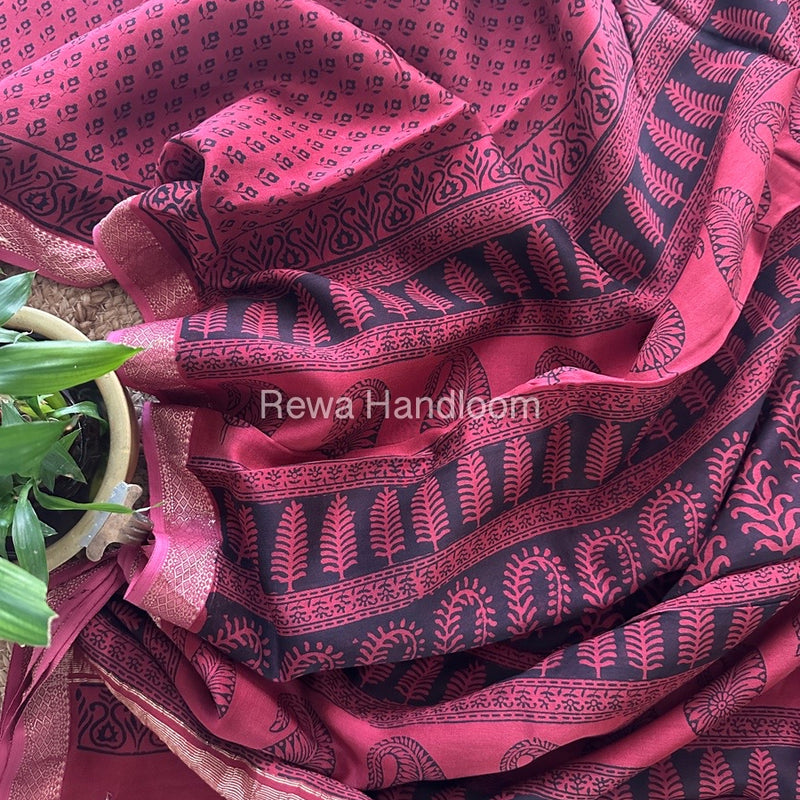 Maheshwari Pink Bagh Print Small Border Saree MTBS025