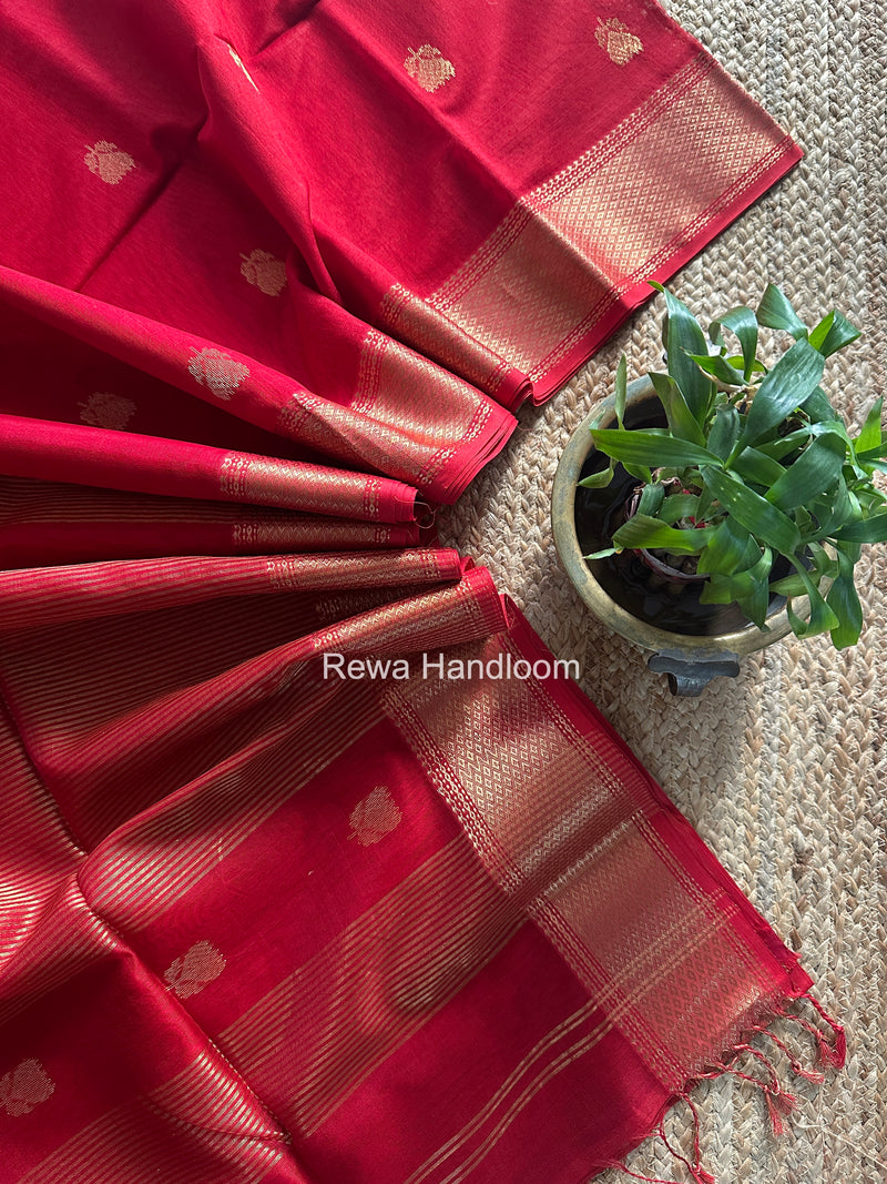 Maheshwari Red Lotus Butta Saree LLBS047
