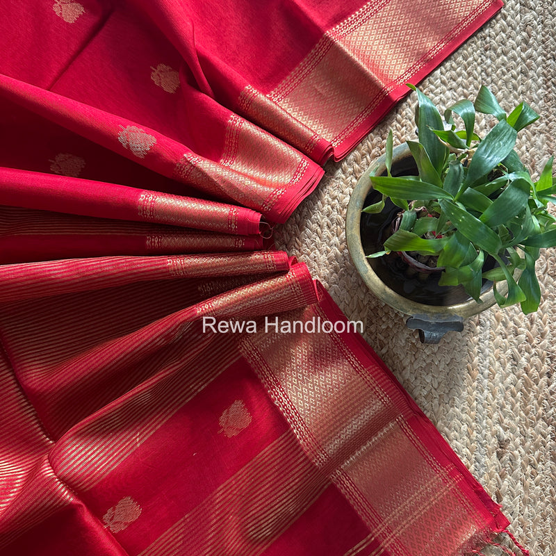 Maheshwari Red Lotus Butta Saree LLBS047
