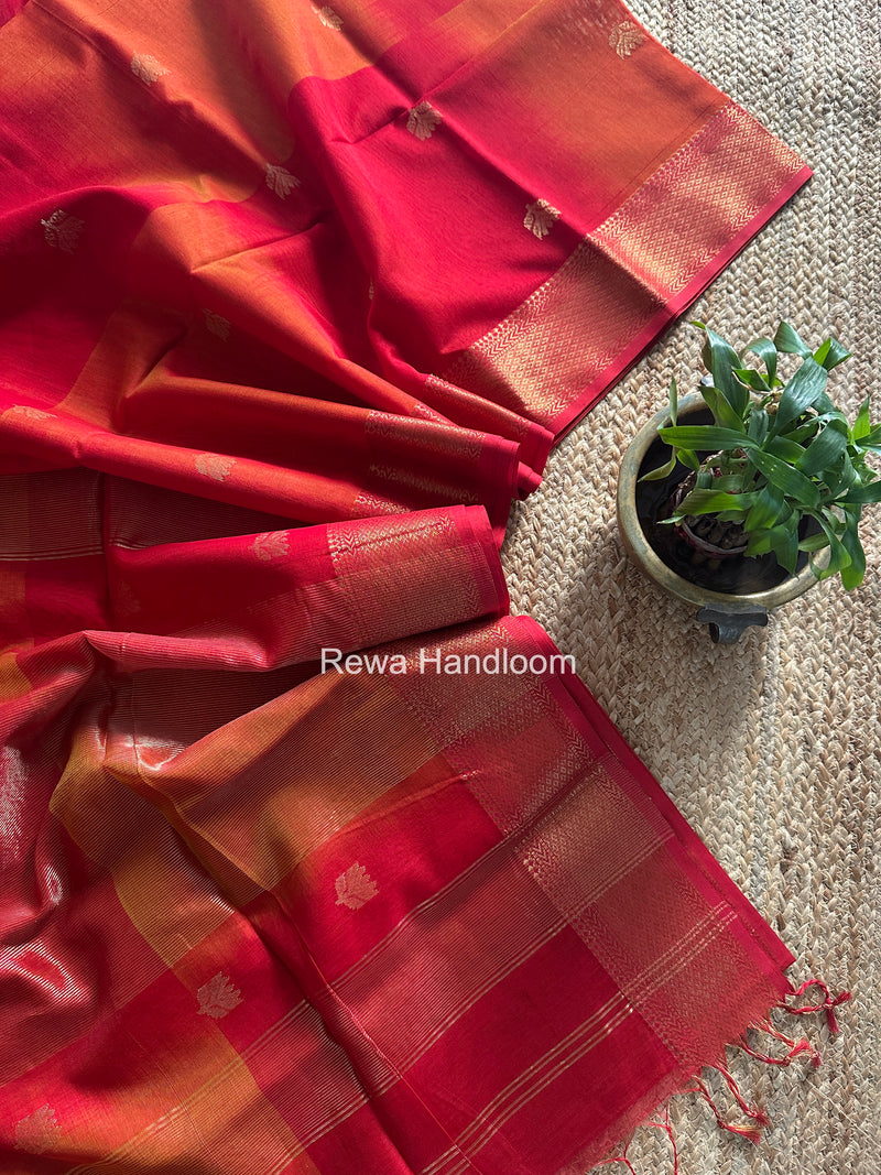 Maheshwari Red Lotus Shaded Butta Saree SLB017