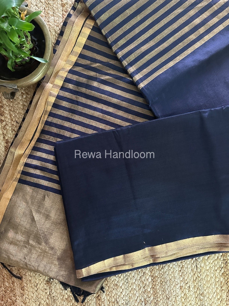 Exclusive Maheshwari Navy Blue Four Paddle Weaving Saree FPS02