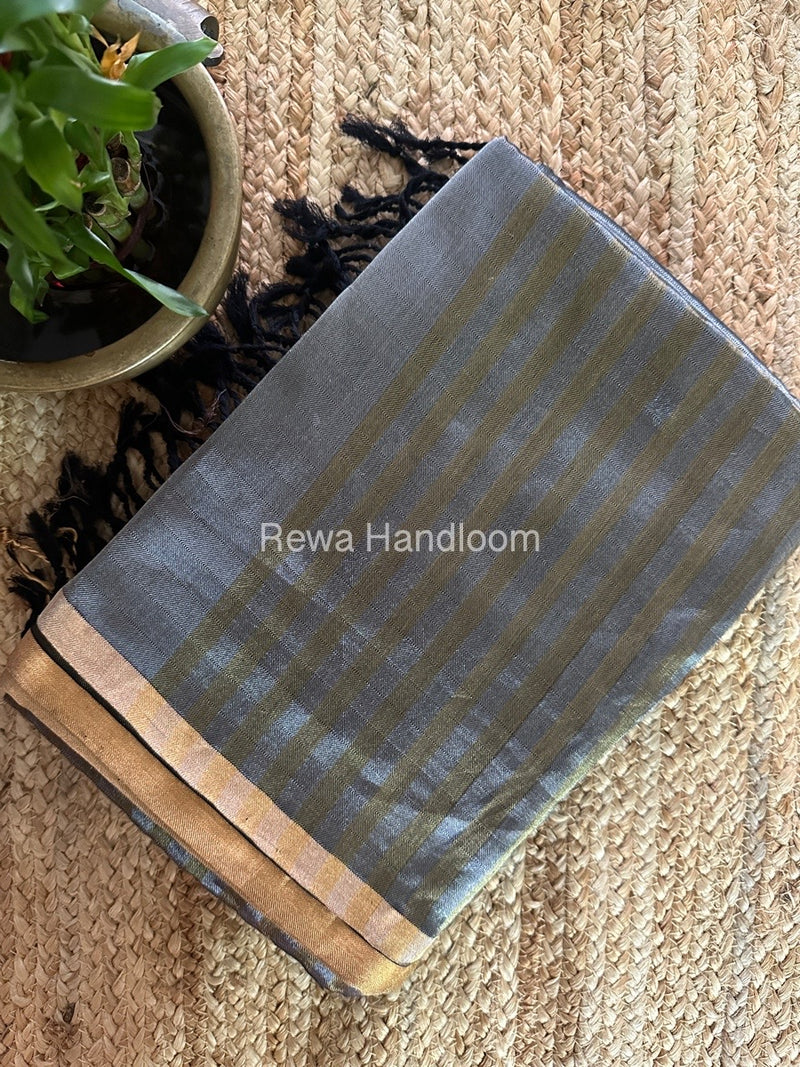 Exclusive Maheshwari Grey Four Paddle Weaving Saree FPS05