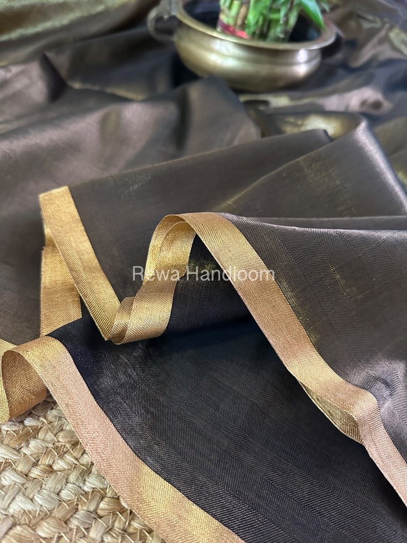 Exclusive Maheshwari Golden Black Four Paddle Weaving Saree FPS06