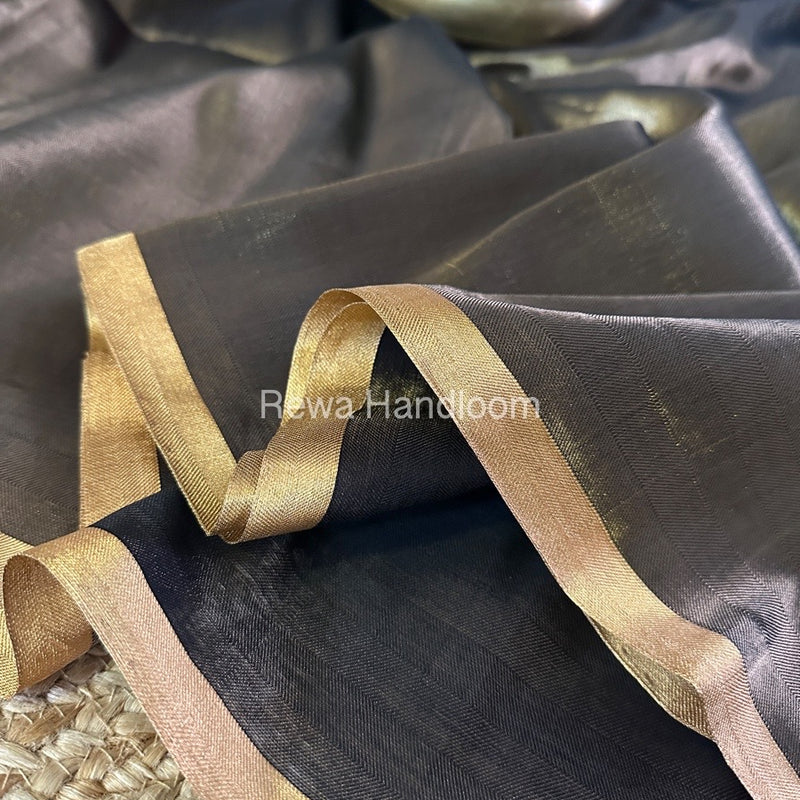 Exclusive Maheshwari Golden Black Four Paddle Weaving Saree FPS06