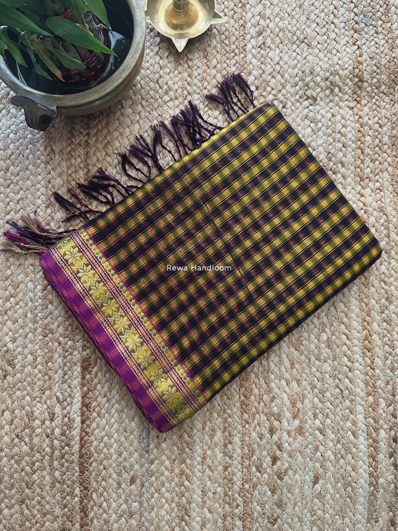 Maheshwari Golden Yellow Garbha Reshami Silk Saree GS282