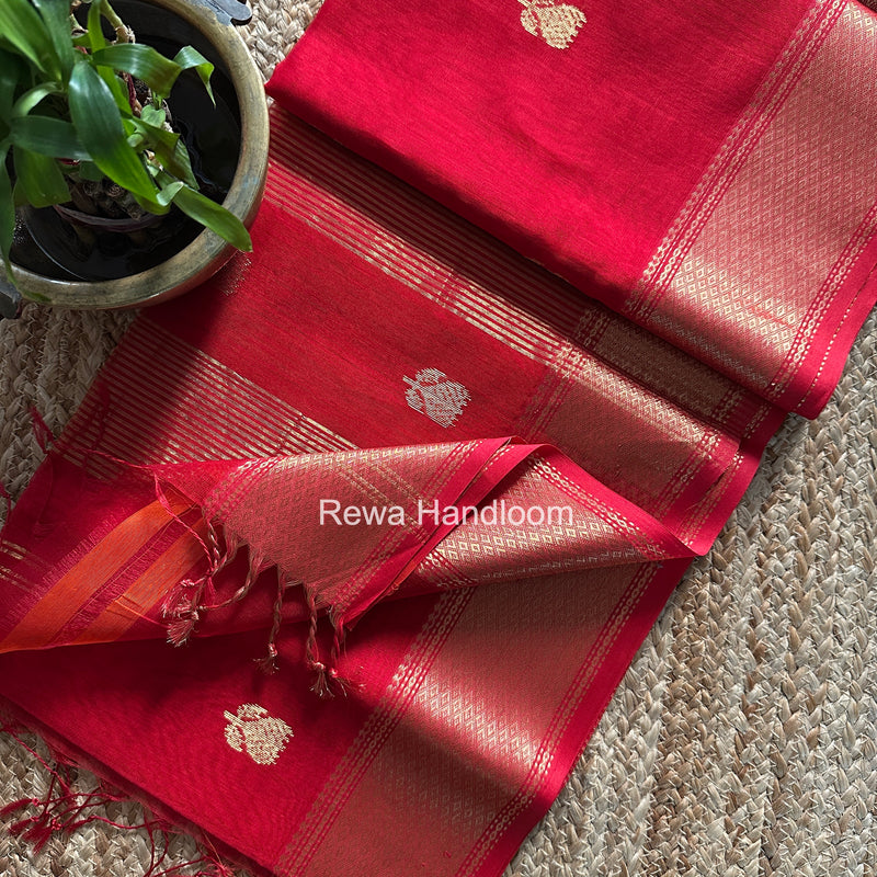 Maheshwari Lotus Butta Saree