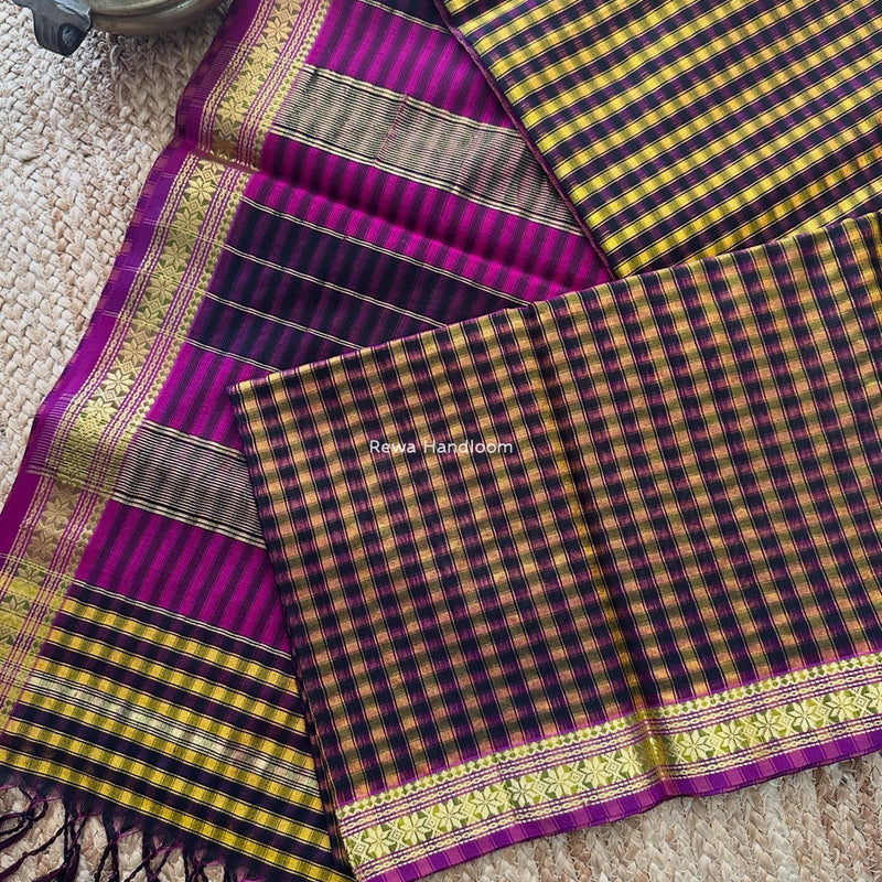 Maheshwari Saree