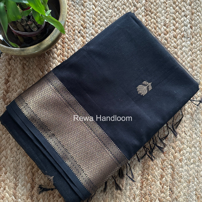 Maheshwari Black Lotus Butta Saree LLBS051