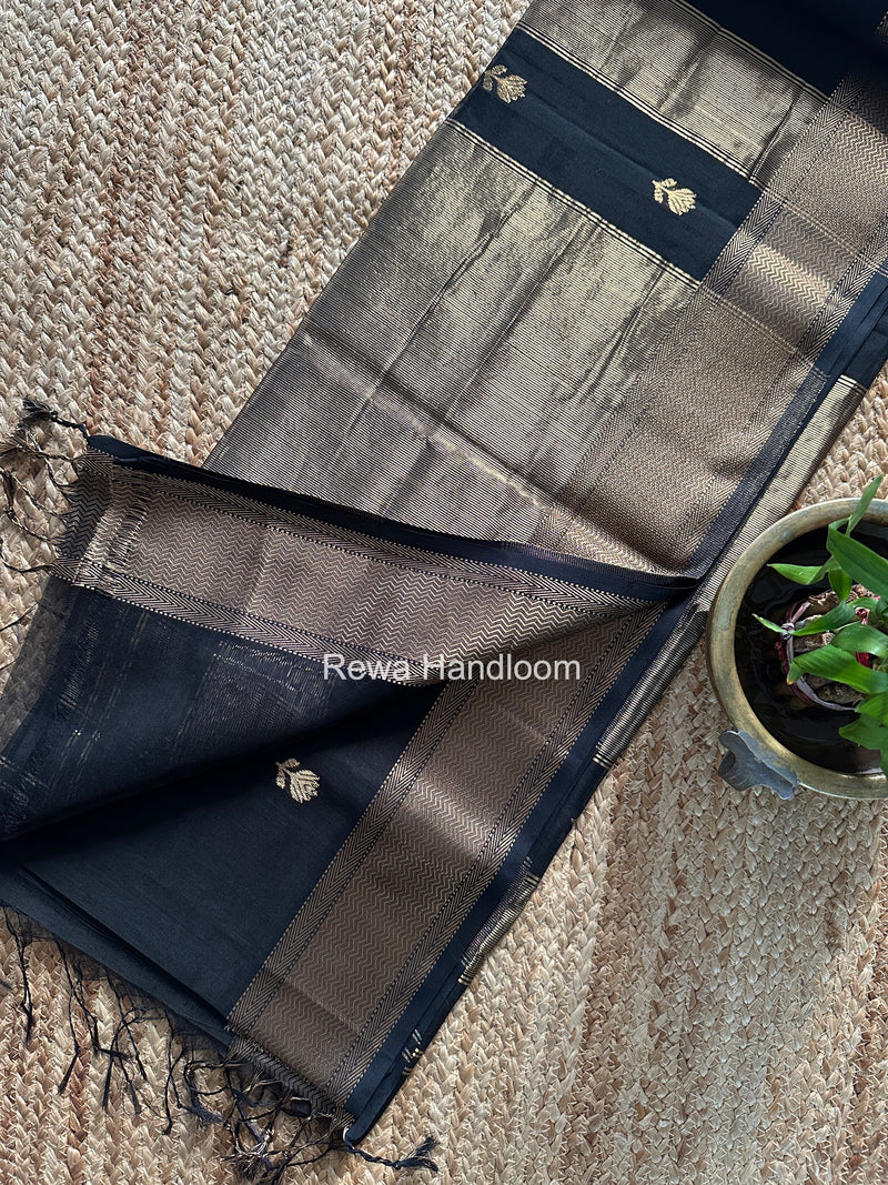 Maheshwari Black Lotus Butta Saree LLBS051