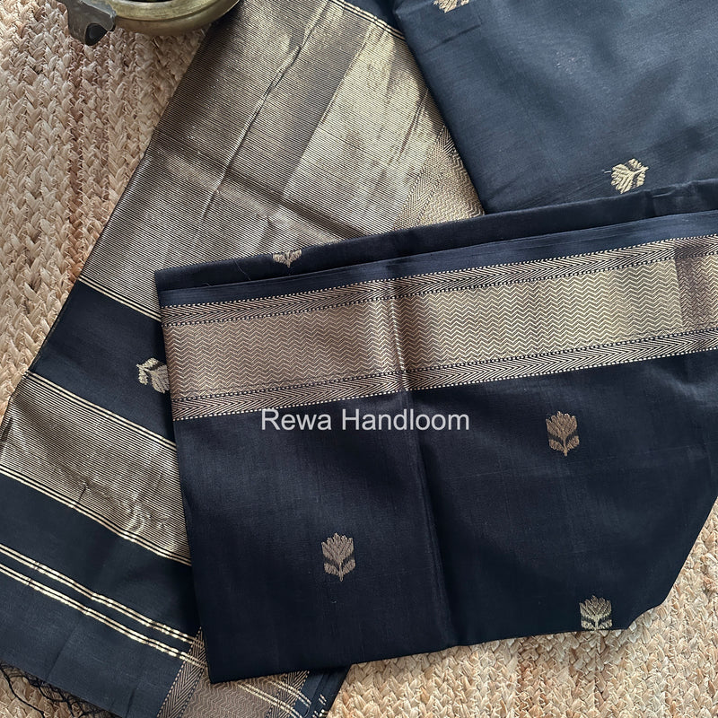 Maheshwari Saree